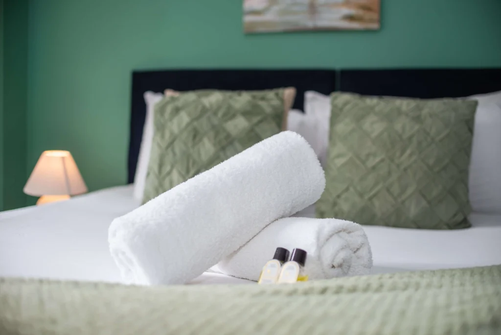 serviced apartment cleaning